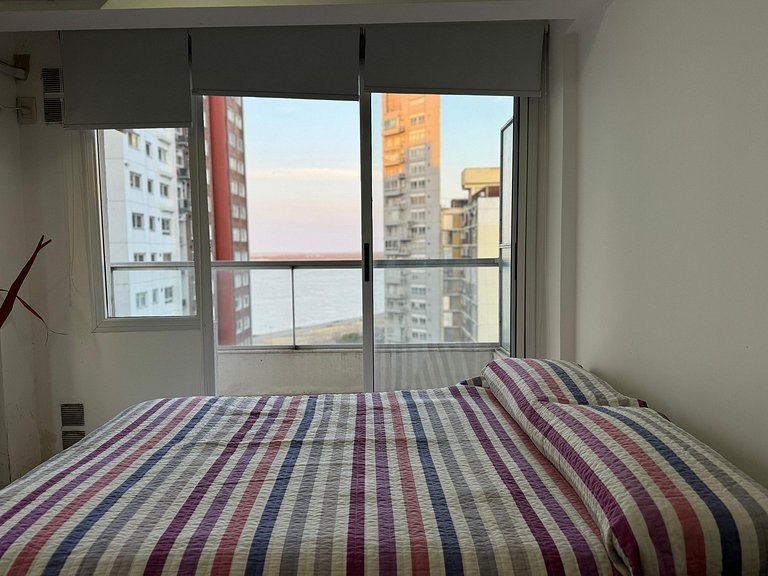 Luminoso depto. con vista al rio